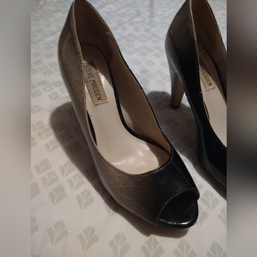 Ombre Steve Madden peep toe heels